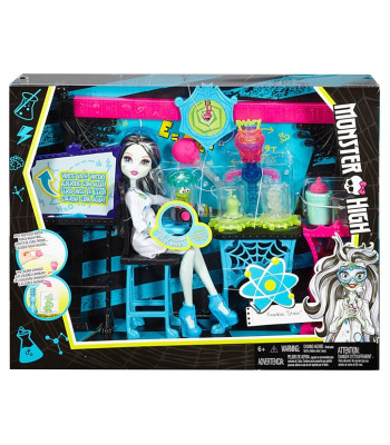 Monster High® Skulltimate Science klassi komplekt ja nukk DNX37