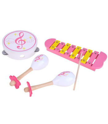 Puidust muusikariistade komplekt