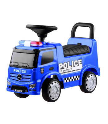 Licentseeritud Mercedes politseiauto