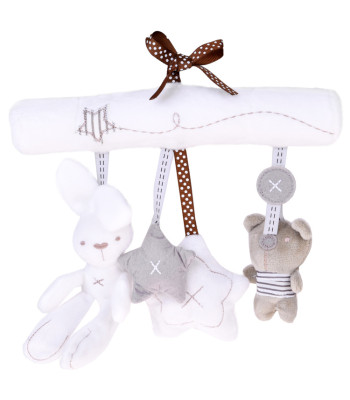 Armas pehme mänguasja ripats hällile ja jalutuskärule