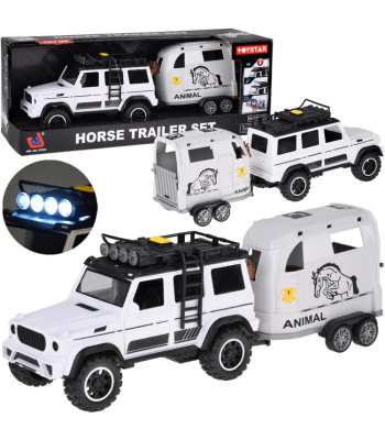 Maastikuauto avatud haagisega