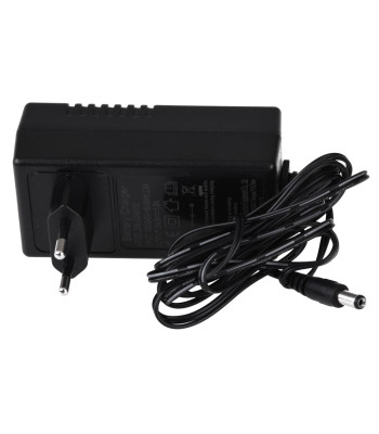 24v 1500 ma tihvtiga laadija sera104 akuautodele