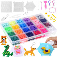 Maagiliste veehelmeste loominguline komplekt DIY Magic, 24 värvi, ZA4386