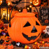 Halloweeni kõrvitsakujuline maiustusämber kaane ja sangaga, 16 cm