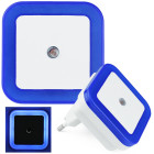 Pistikupessa ühendatav LED-öölamp hämaruseanduriga, 6,5 × 6,5 × 6,5 cm