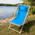 Kokkupandav puidust lamamistool sinise padjaga, reguleeritav – 53,5 × 122 cm